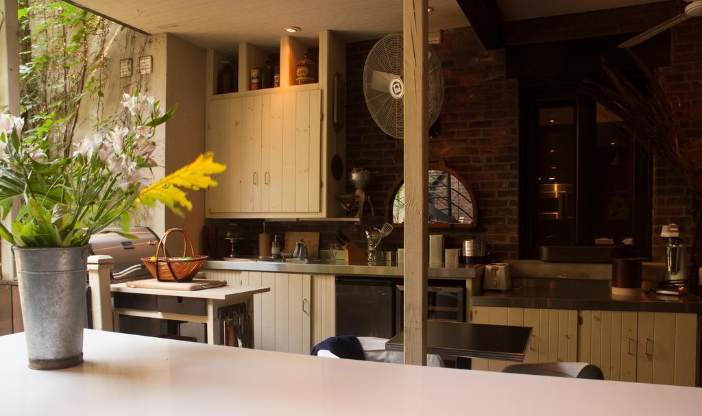Sir Montcalm Gite B&B Montréal Exteriör bild