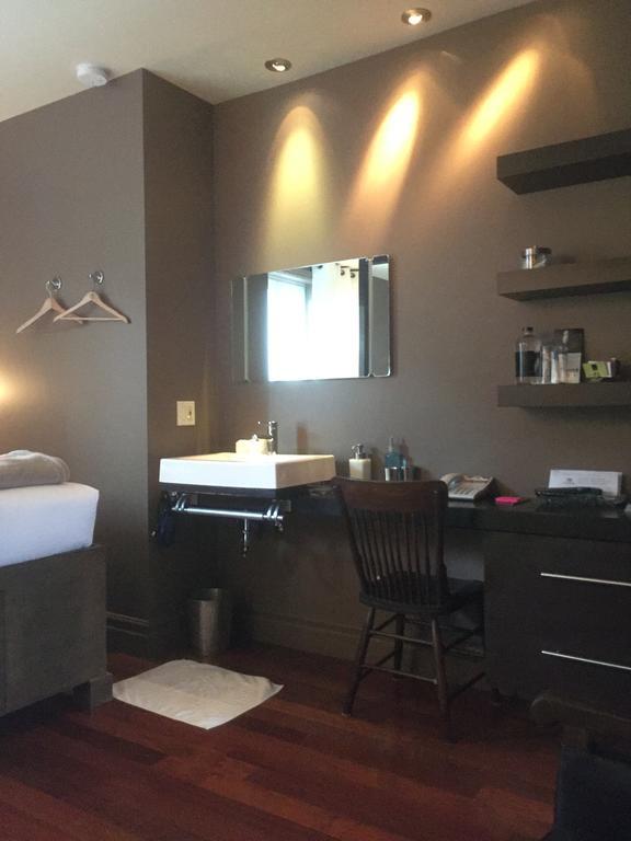 Sir Montcalm Gite B&B Montréal Exteriör bild